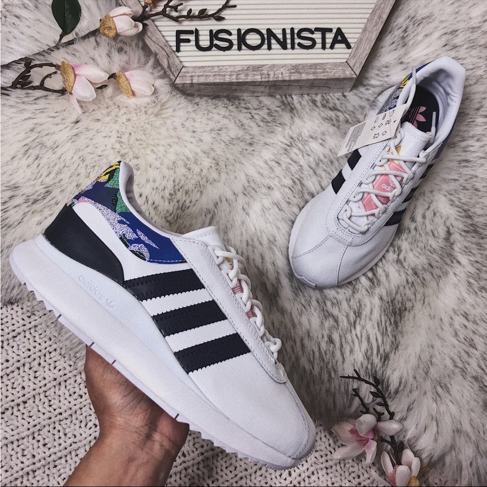 NWT ❤️ Rare Adidas Andridge SL White 6W